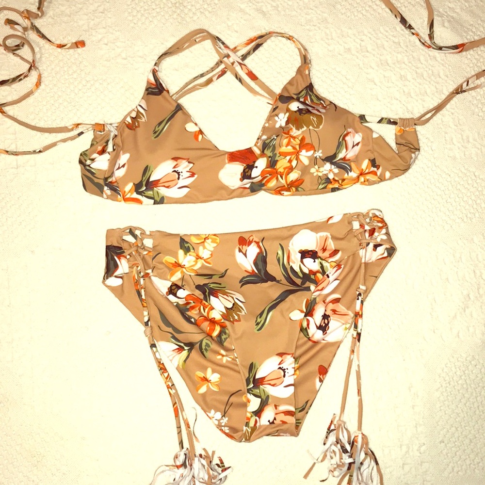 Floral bikini